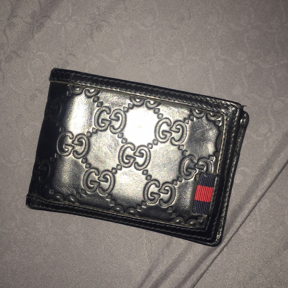 MENS GUCCI WALLET w/ BOX! ❤️ MAKE AN OFFER!